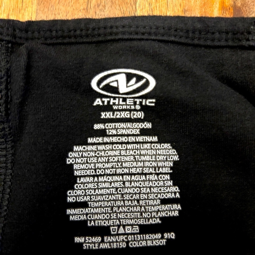 Athletic Black Leggings - Size 2X - Picture 2 of 2